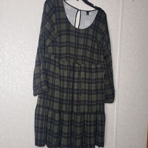 Plaid torrid dres size 1